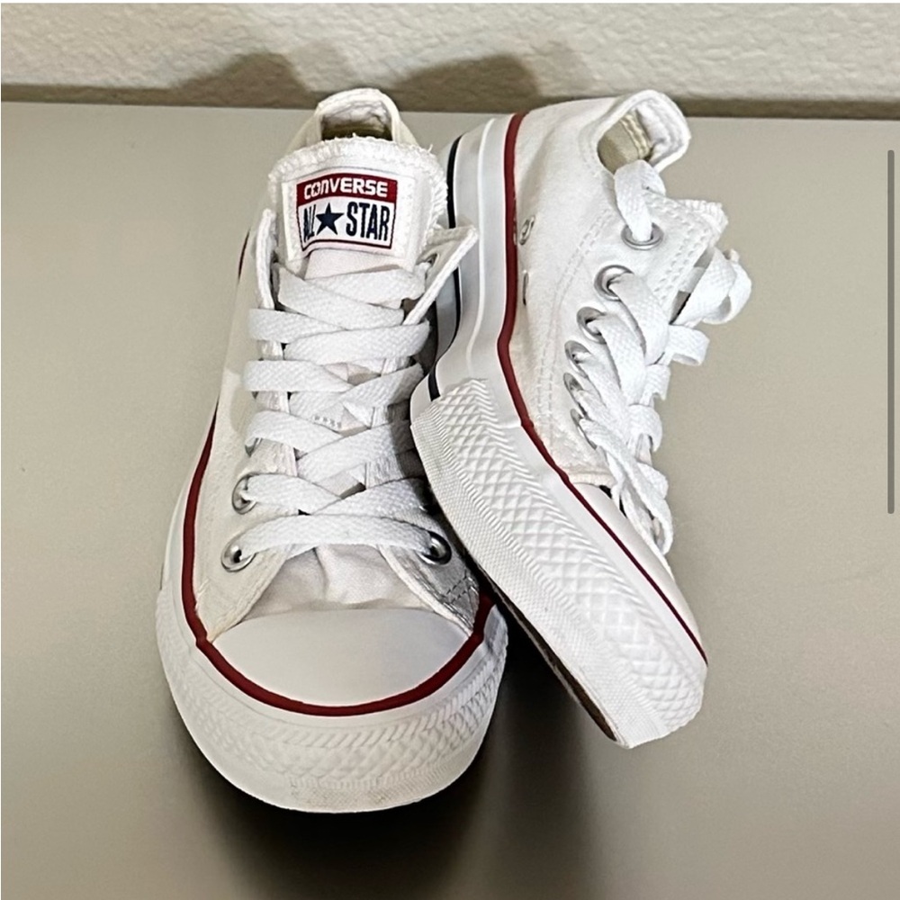 Converse Chuck Taylor All Star Ox Low Top Sneakers White Red Unisex Size 5/7 - Picture 3 of 4